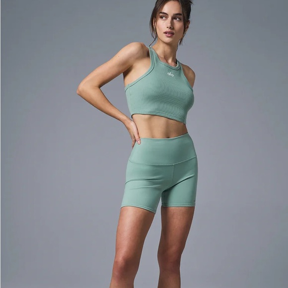 NWT Alo Yoga Aspire Tank Botanical Green XS - Picture 3 of 6